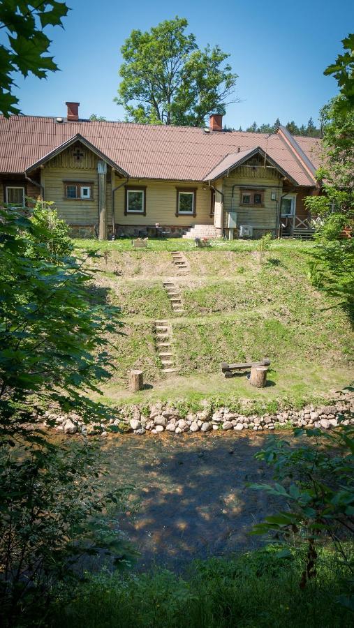 Apartment Near The River With It'S Own Entrance 里加尼 外观 照片